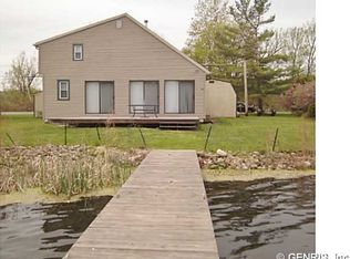 8228 W Port Bay Rd, Wolcott, NY 14590