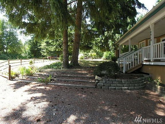4th image of 10919 245th Street Ct E
