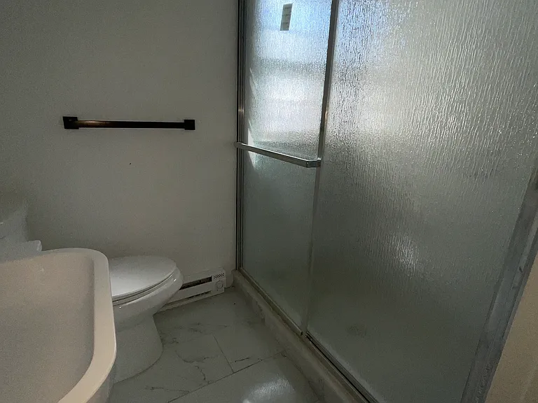302 W Pine St — Photo 14