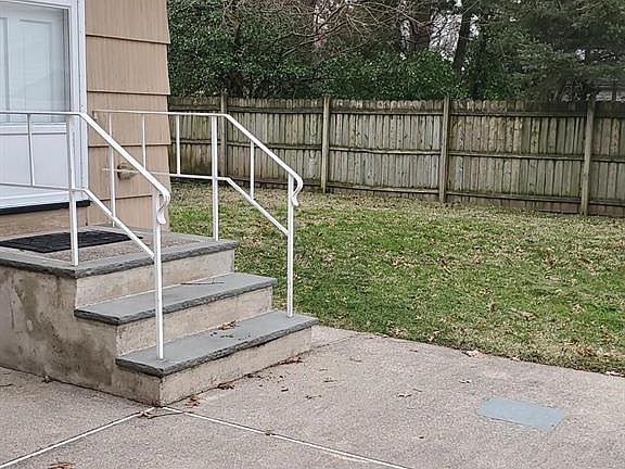 3rd image of 23 Hepburn Rd