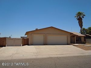 2nd image of 1831 W Arroyo Vista Dr