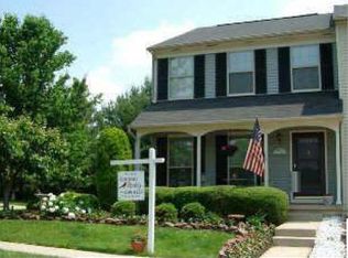 14527 Castleford Ct, Centreville, VA 20121