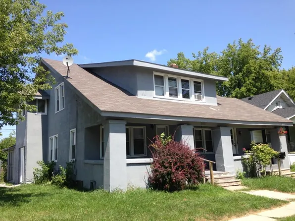 1037 Beard St #2, Pt Huron, MI 48060