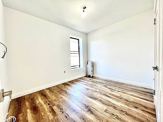4th image of 30-90 33rd St #3F