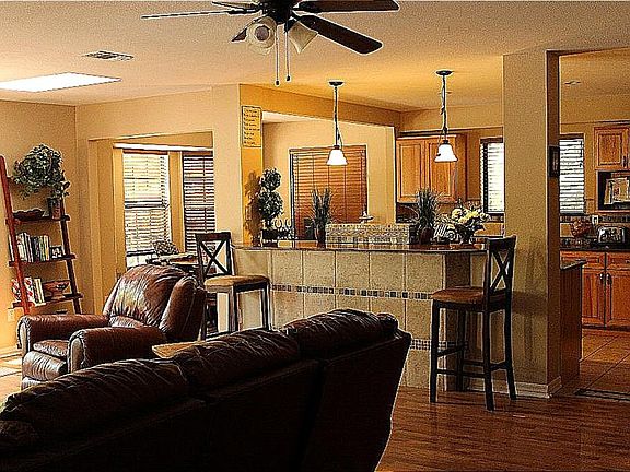 4th image of 102 Bonwood Dr