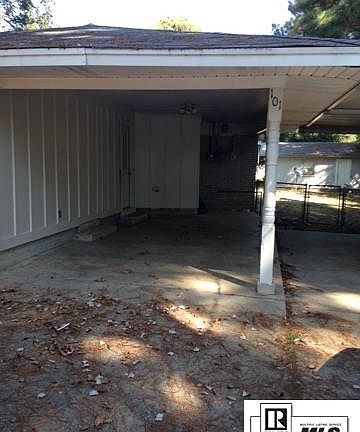 3rd image of 101 Crestview Dr