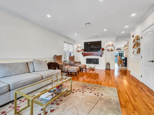 629 Marcy Avenue image 24 of 37