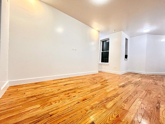 4th image of 814 Prospect Pl #1