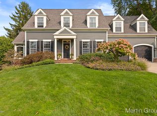 3011 Midland Dr SE, Grand Rapids, MI