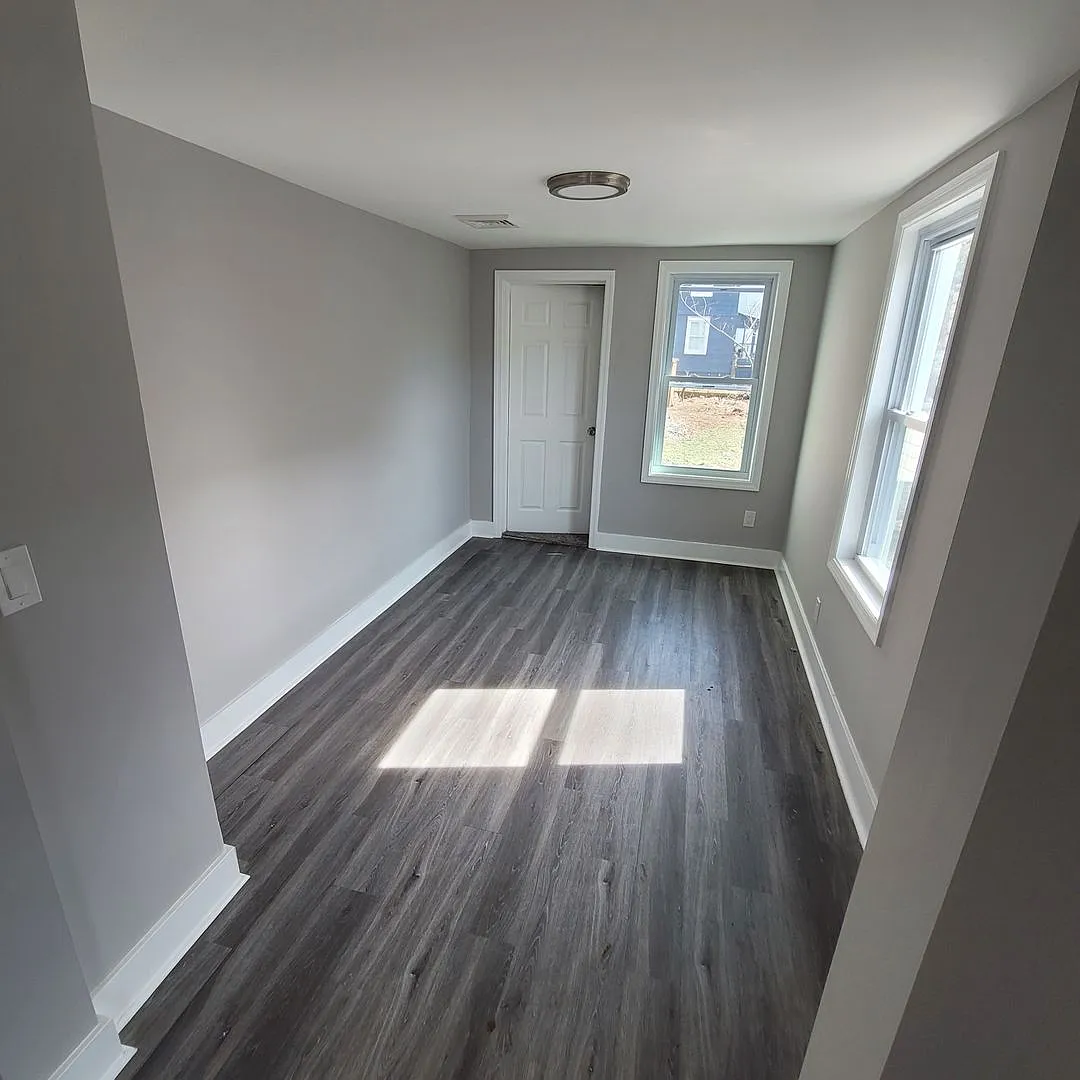 Newly Renovated 3 bedroom, 1.5 Bath House-Ready for move in! — Photo 1
