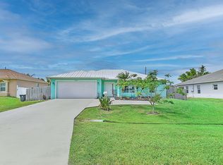 1037 SW Romaine Ln, Port Saint Lucie, FL 34953