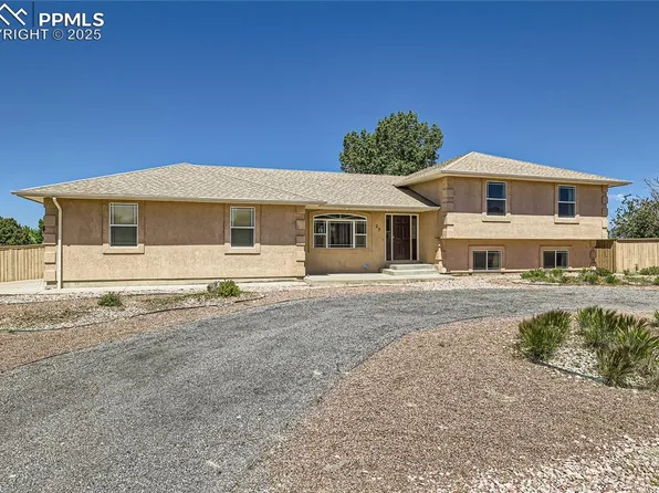 23 S Acacia Dr, Pueblo West, CO 81007