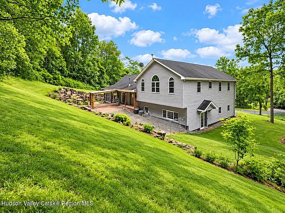 2nd image of 478 High Rock Road