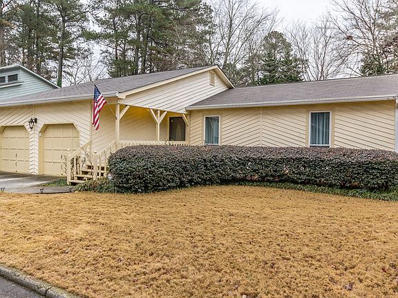 2nd image of 4085 Wildflower Ln