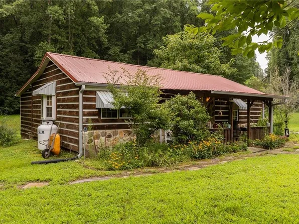 3916 Traphill Rd, Hays, NC 28635