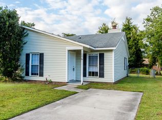139 Village Cir, Jacksonville, NC 28546