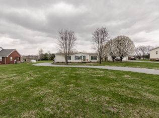 832 Rock Springs Rd, Castalian Springs, TN 37031