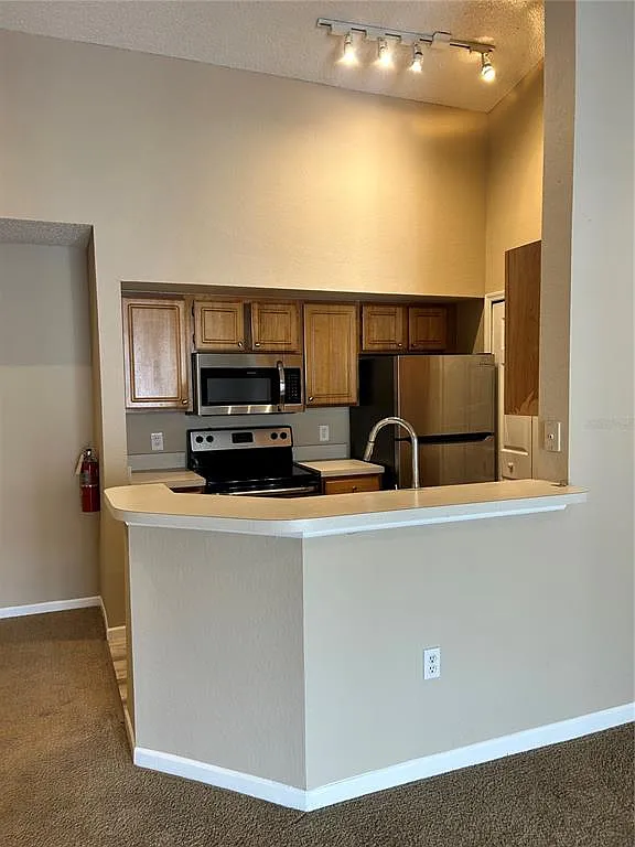 2 bed, 2.0 bath, 886 sqft, $1,750 — Photo 4