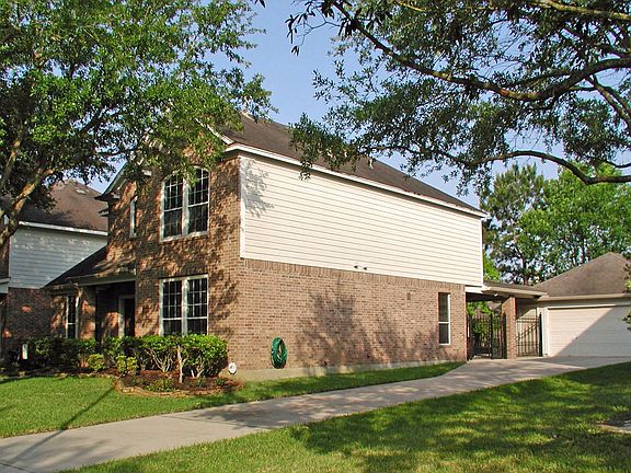 2nd image of 26310 Suffield Glen Ln