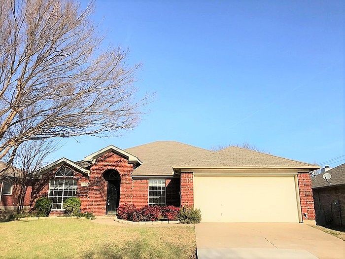 1st image of 1717 Crestmeadow Ln