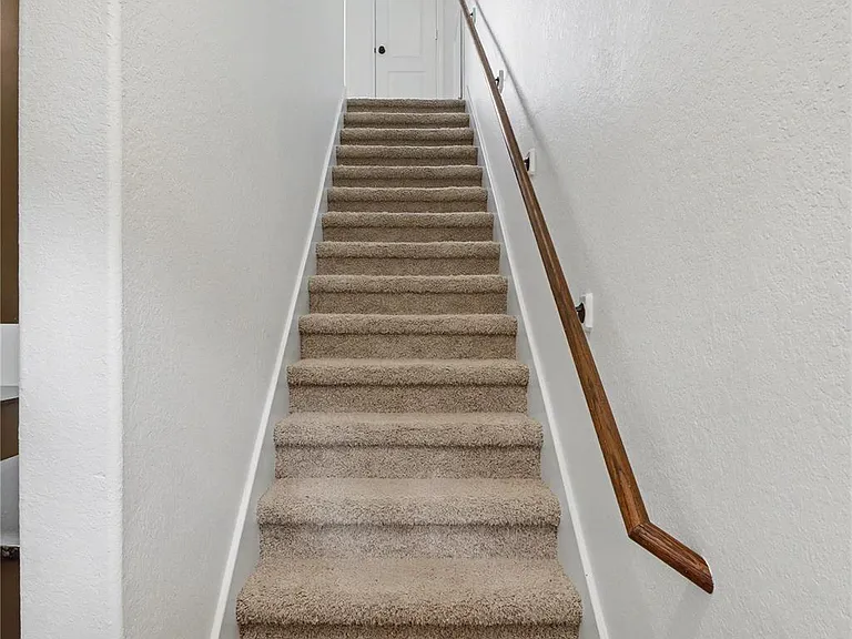 99 Sagamore Ridge Pl — Photo 40