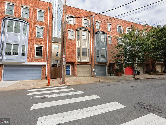 3rd image of 628 S 27th St