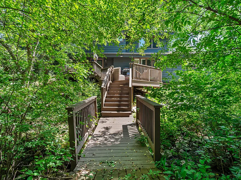 2520 Jodon Ct — Photo 38