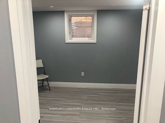 4th image of 1 Redmond Dr #Basement