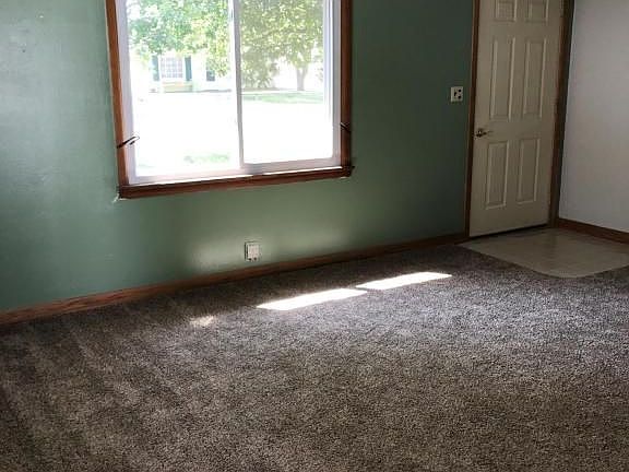 5th image of 2622 Avenue F