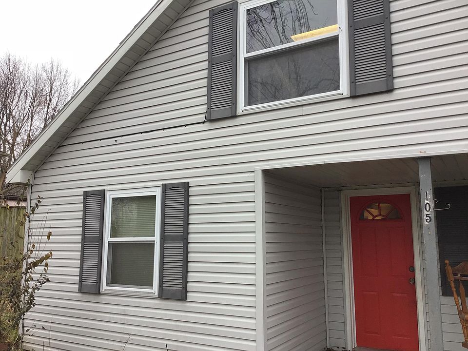 1st image of 105 S Smalley St