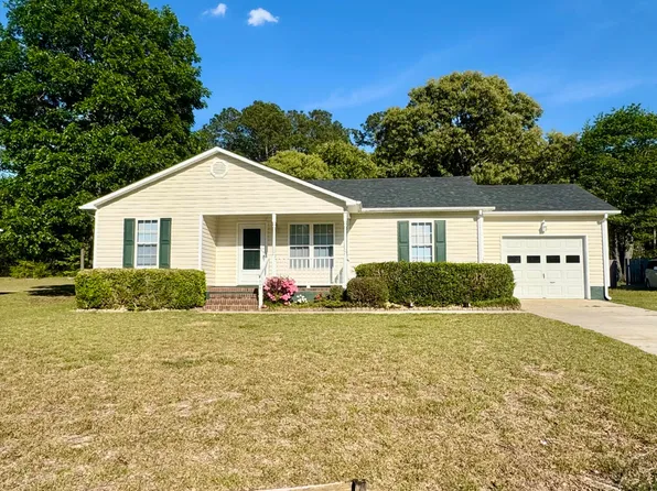 209 Chokecherry S, Richlands, NC 28574