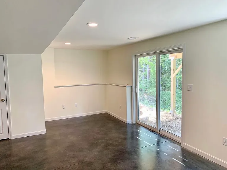21 Topaz Dr #2 — Photo 18