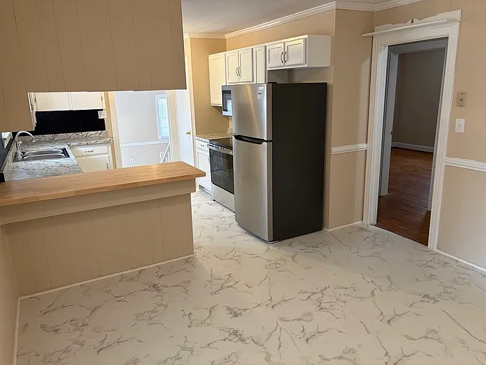 102 Weaver Dr — Photo 12