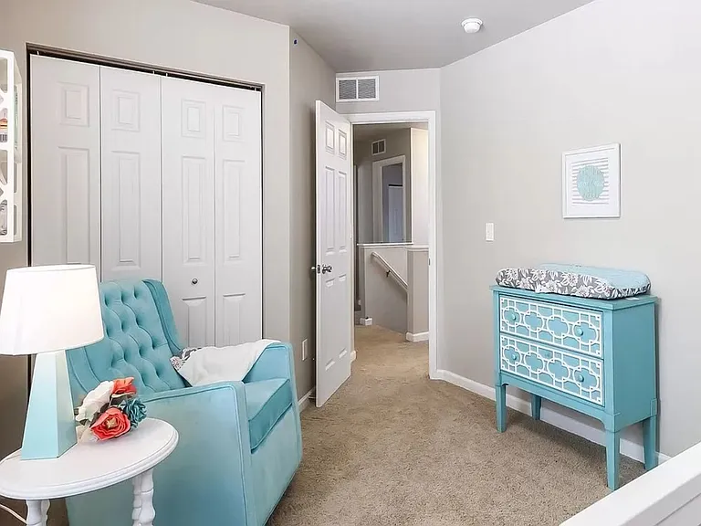 1040 Broken Ridge Dr — Photo 21