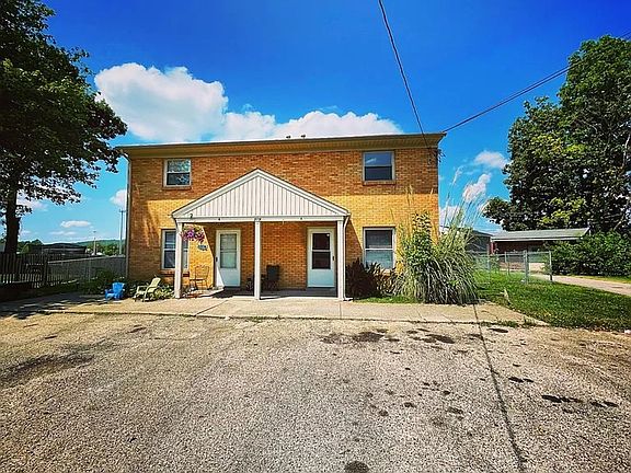 2nd image of 319 Winston Ct #A