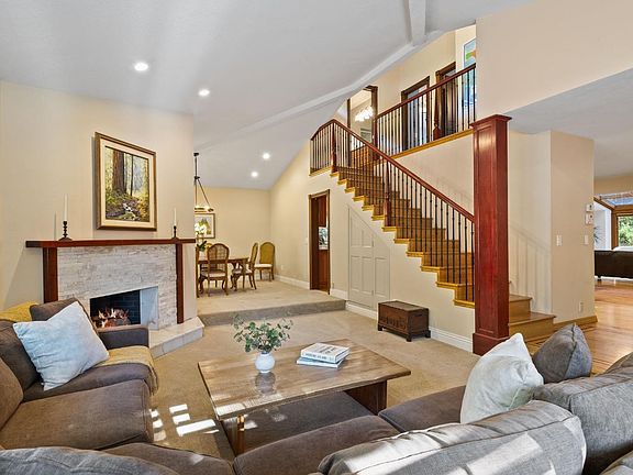 5th image of 1549 E Foothill Drive