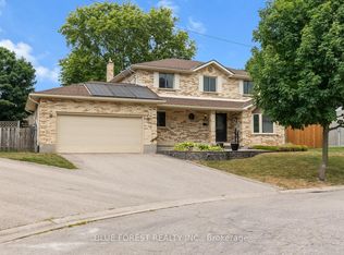935 Country Club Pl, London, ON N6C 5R5
