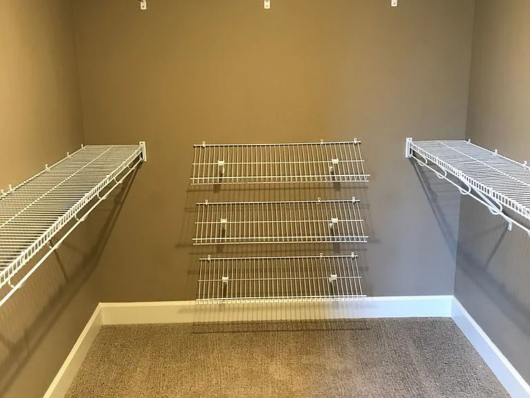 3527 NE Crystal Springs Dr — Photo 13