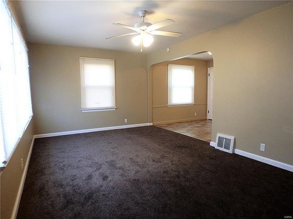 4th image of 8106 Blanchard Dr