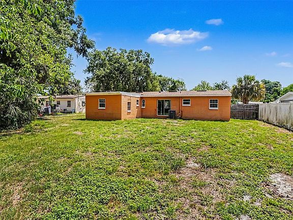 3rd image of 4514 DREXEL AVENUE