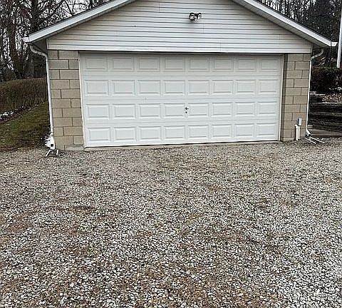 3rd image of 151 Huntingdon Rd