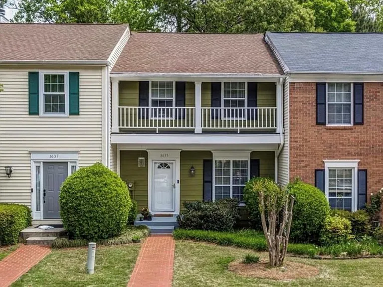 3635 Monticello Cmns — Photo 1