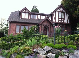 5012 NE 41st St, Seattle, WA 98105
