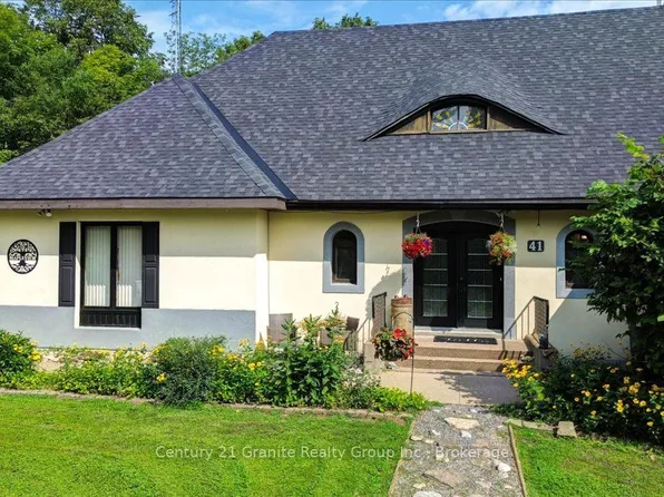 41 Maple St, Bancroft, ON K0L 1C0