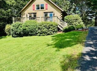 416 Panorama Dr, Fancy Gap, VA 24328