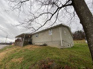 554 Paxton Rd, Gallipolis, OH 45631