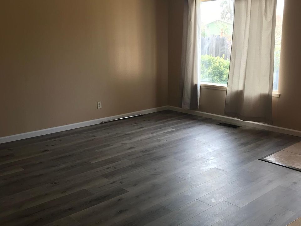 1st image of 555 Gilbert Ave