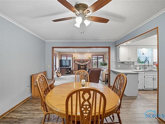 5th image of 1321 Charles St