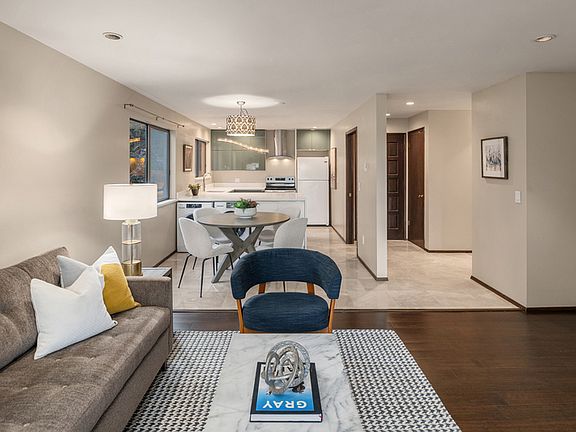 4th image of 5220 21st Ave NE #B