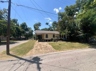 1103 Pine St, Bonham, TX 75418